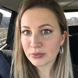 Meet your Posher, Marilyn